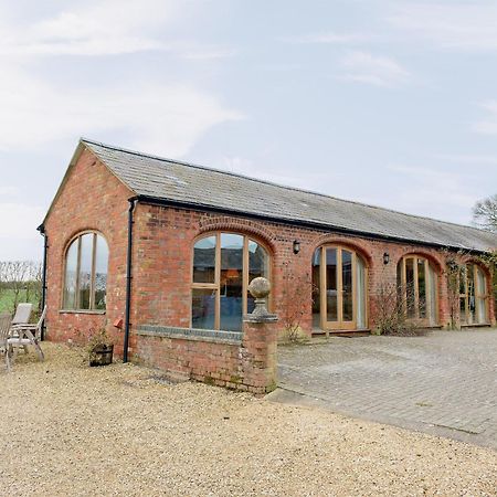 Вілла The Stables At Weedon Hill Farm Church Stowe Екстер'єр фото